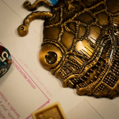 Dungeons & Dragons 50th Anniversary Beholder Twin Medallion Set