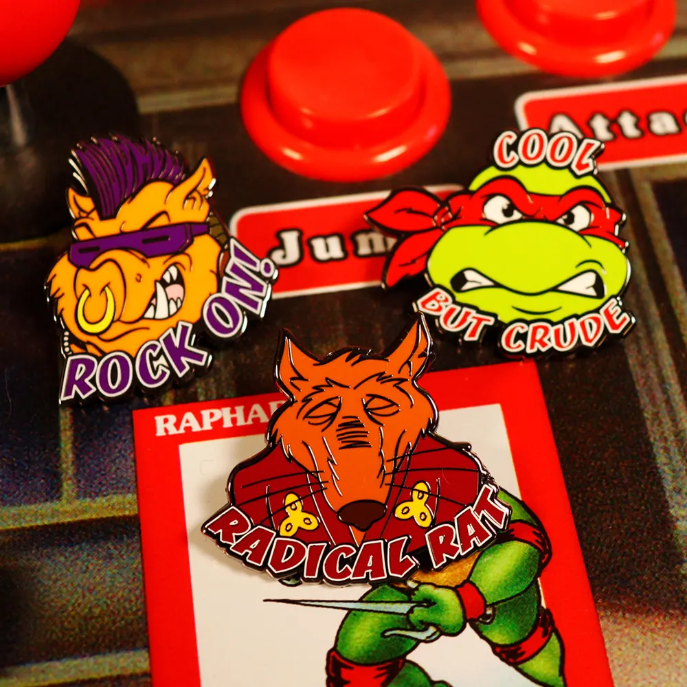 Teenage Mutant Ninja Turtles Mystery Pin Badge CDU Containing 12 Blind Boxes